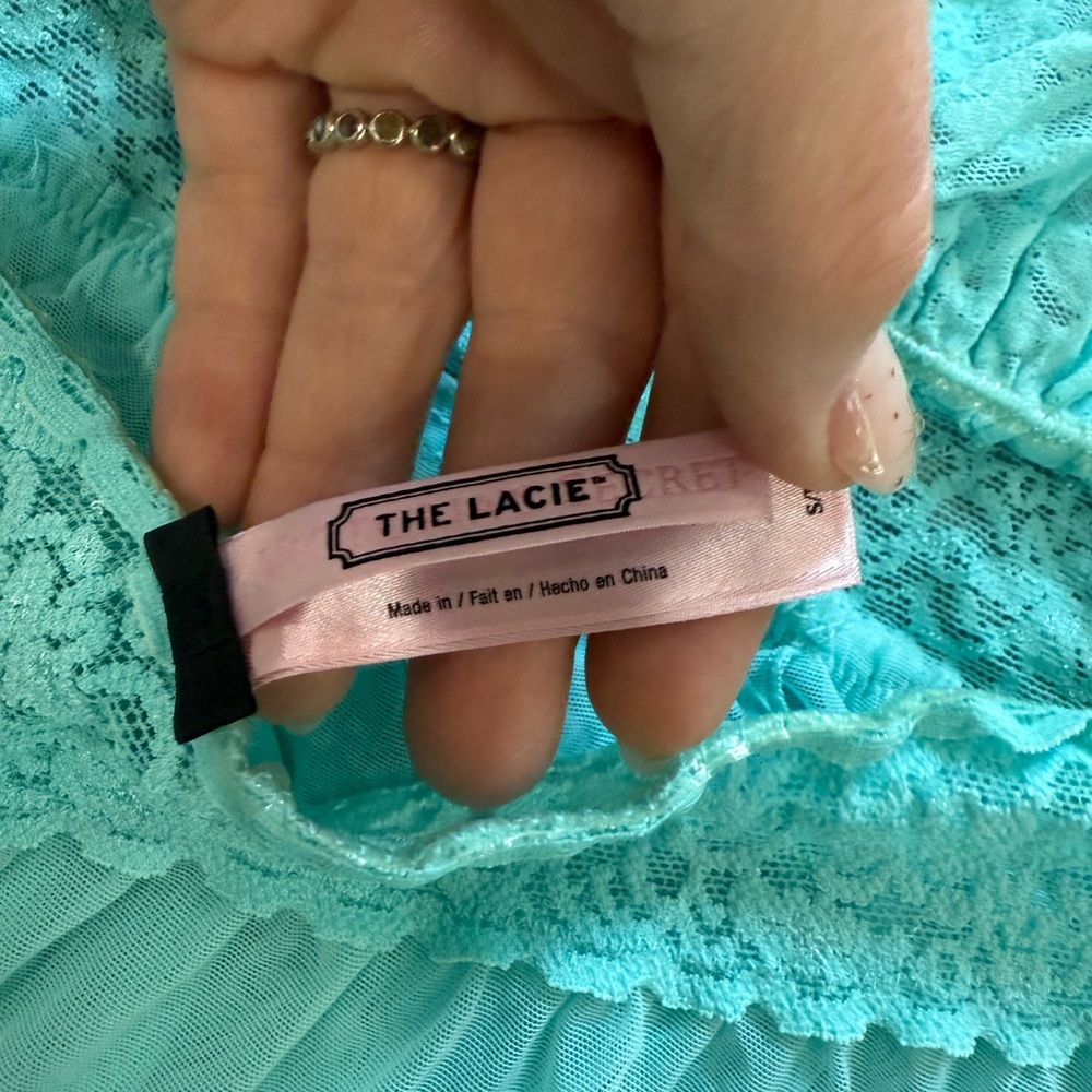 Victoria’s Secret “the Lacie”Elegant Lace Halter Babydoll Chemise Size Small EUC - Picture 12 of 14